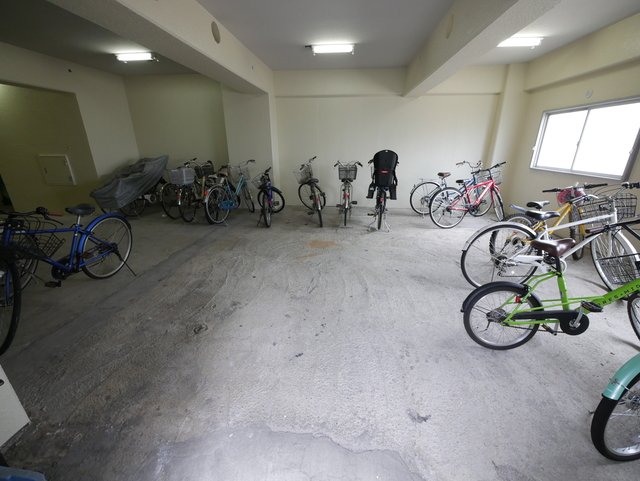 その他共有部分　★広い駐輪場がございます★