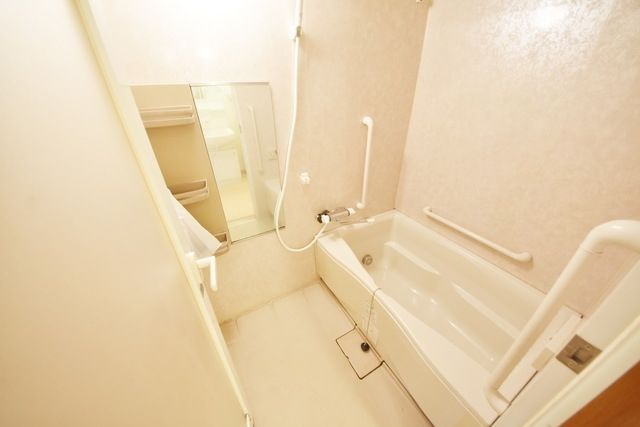 バス・シャワールーム　★同物件別部屋参考★