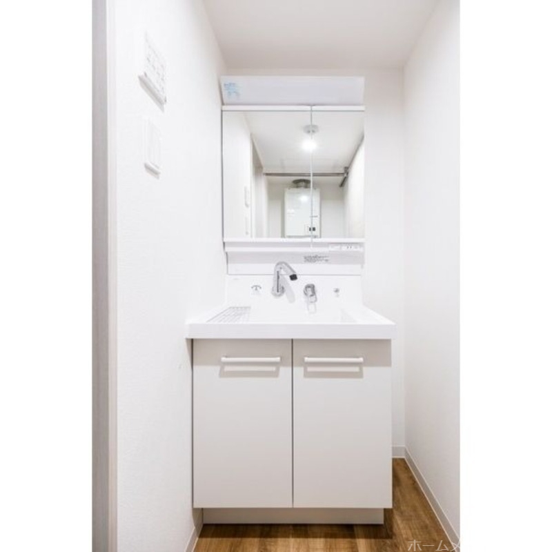 洗面設備　洗面化粧台もきれいです♪