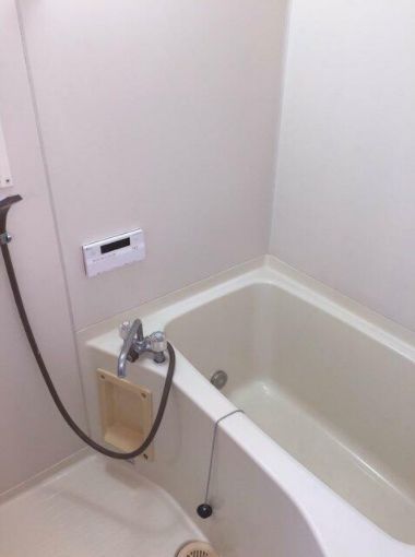 バス・シャワールーム　お風呂で日々の疲れを落としましょう