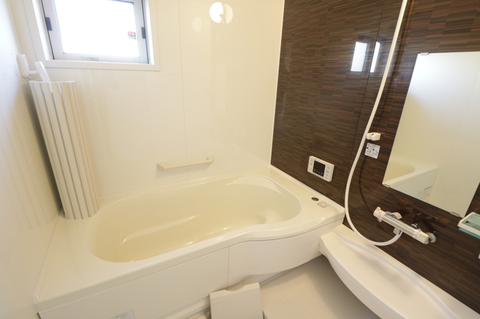 バス・シャワールーム　追焚機能付き１坪バスルーム