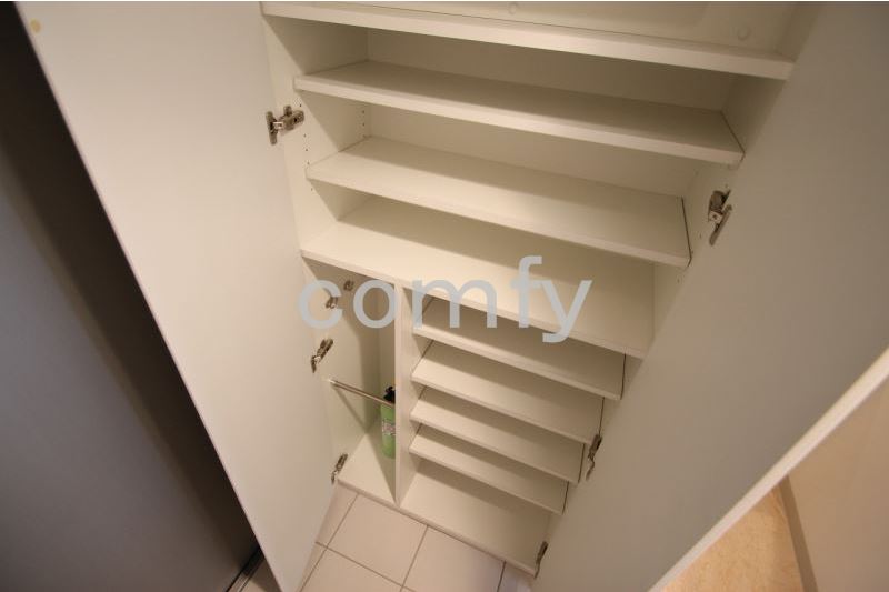 収納　玄関シューズボックス