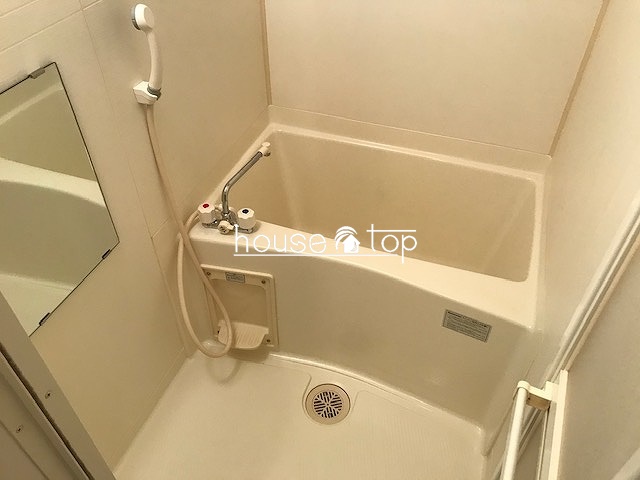 バス・シャワールーム　浴室換気乾燥機完備