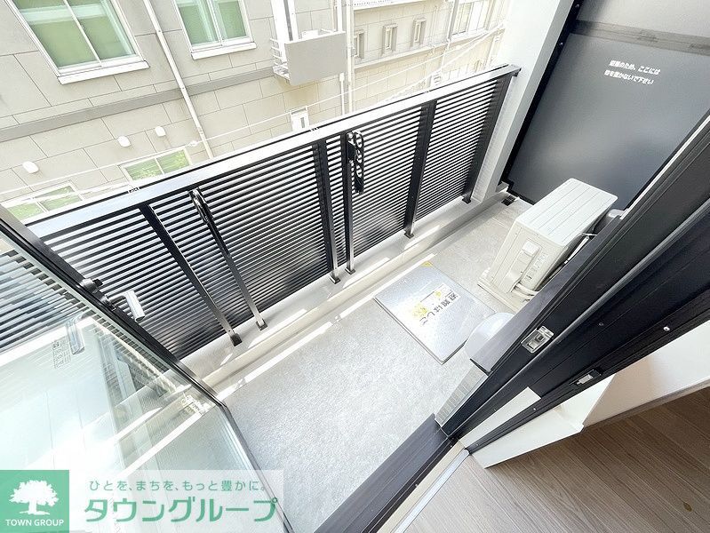 バルコニー　タウンハウジングレジデンス事業部　恵比寿店・赤坂店までお問…