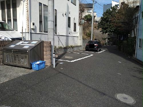 駐車場　２台管理