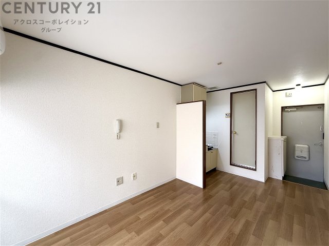 居室・リビング　エアコンつきで快適にすごせます