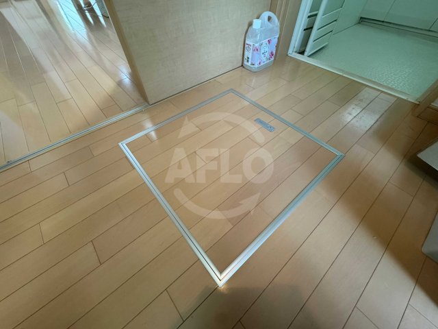 その他設備　洗面所　床下収納