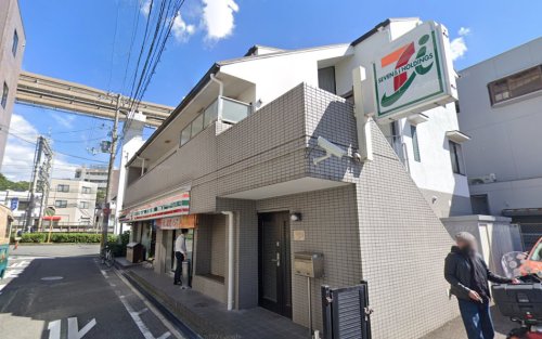 コンビニ　セブンイレブン 豊中蛍池中町店（コンビニ）まで240m