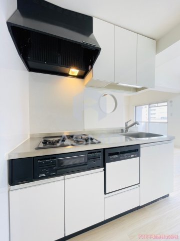 キッチン　同マンション別部屋　参考写真