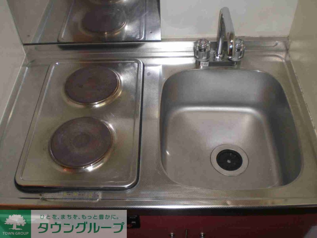 キッチン　コンロの仕様が異なる場合があります