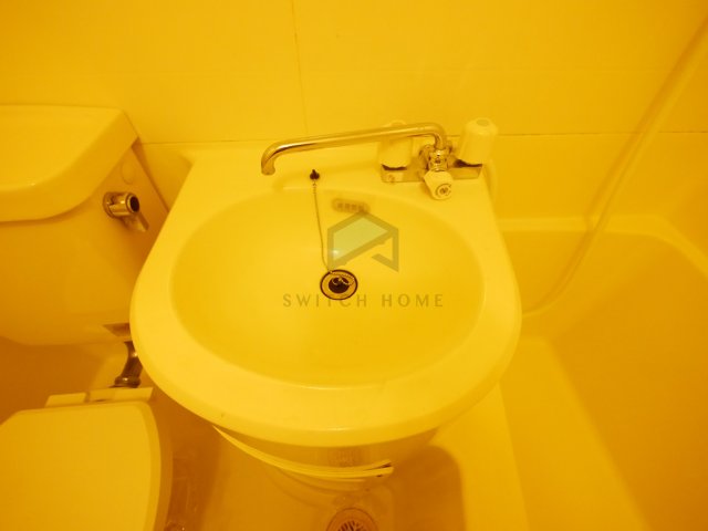 洗面設備　使いやすい独立洗面台です