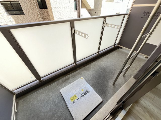 バルコニー　広々としたバルコニーです