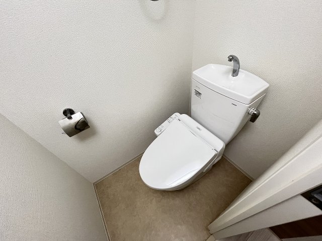 トイレ　シンプルで使いやすいトイレです