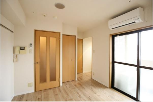 居室・リビング　別室参考写真