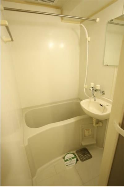 バス・シャワールーム　別室参考写真