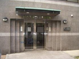 エントランス　スカイコート新宿曙橋