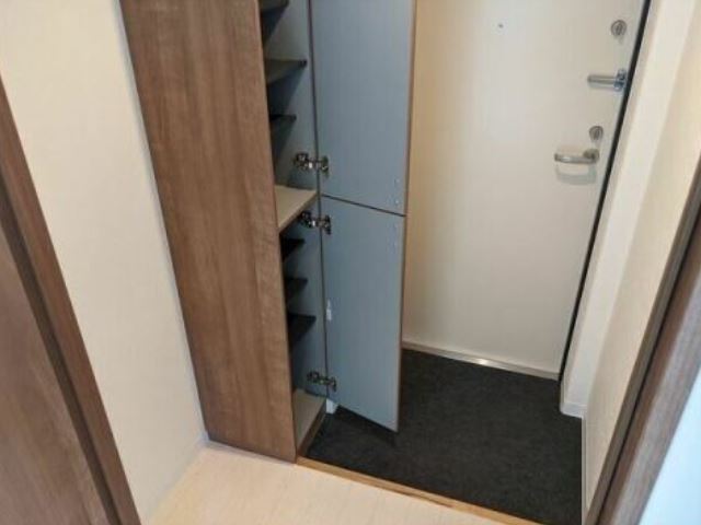 玄関　シューズボックス