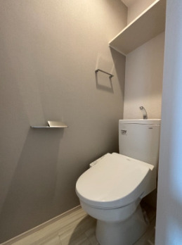 トイレ　同シリーズ物件のモデルルームになります※現況優先