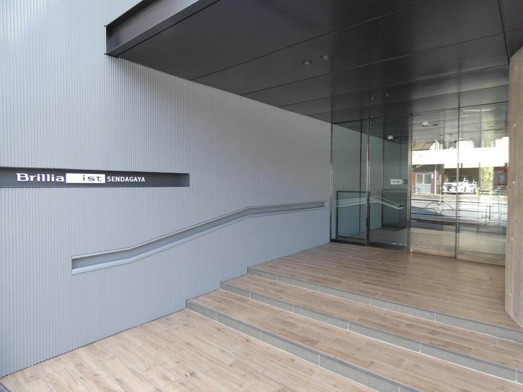 エントランス　エントランス