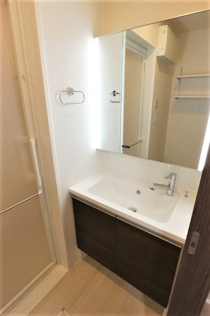 洗面設備　洗髪洗面化粧台