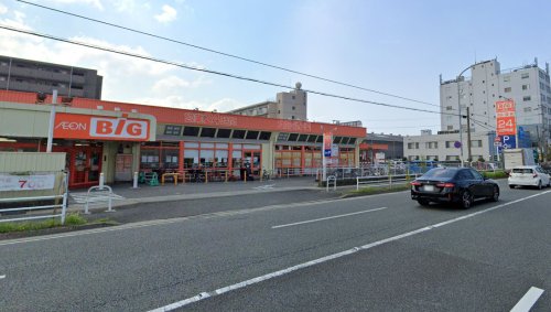 スーパー　The Big(ザ・ビッグ) 南福岡店（スーパー）まで724m