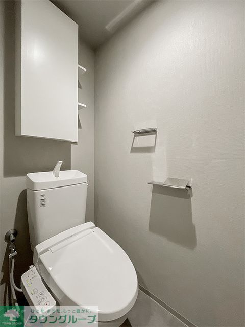 トイレ　※写真は同タイプ住戸です。