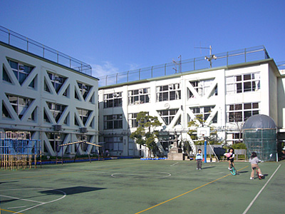 小学校　品川区立城南小学校（小学校）まで845m