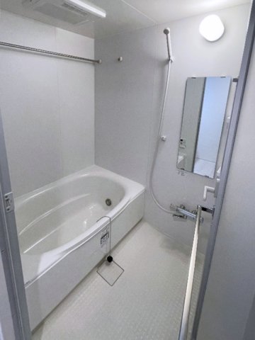 バス・シャワールーム　日々の疲れを癒すお風呂です♪