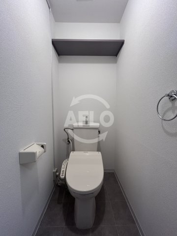 トイレ　おおきに新大阪駅前サニーアパートメント　トイレ