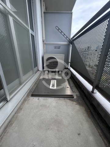 バルコニー　おおきに新大阪駅前サニーアパートメント　バルコニー