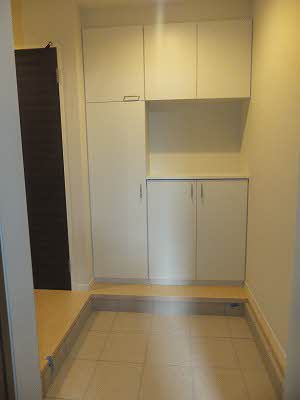 玄関　※同物件別号室参考写真