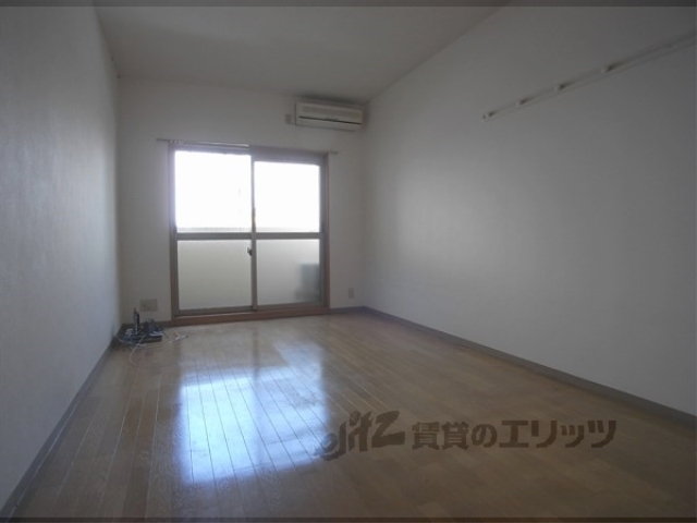 居室・リビング　居室