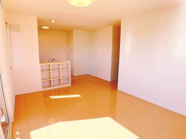 居室・リビング　雰囲気も明るくなるＬＤＫ１３帖