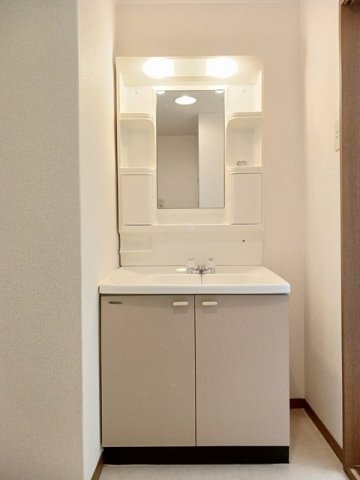 洗面設備　忙しい朝には欠かせない洗面所です