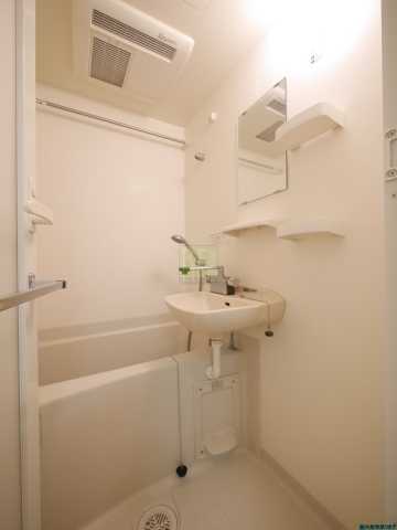 バス・シャワールーム　ガーラ・ステーション新宿牛込柳町