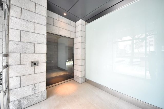 エントランス　お洒落ですよね