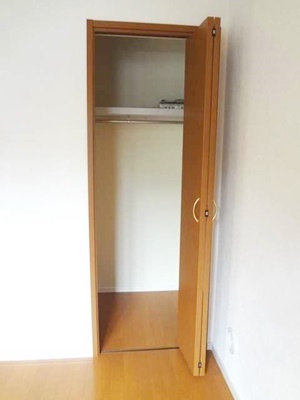 収納　【南向き日当たり良好♪】