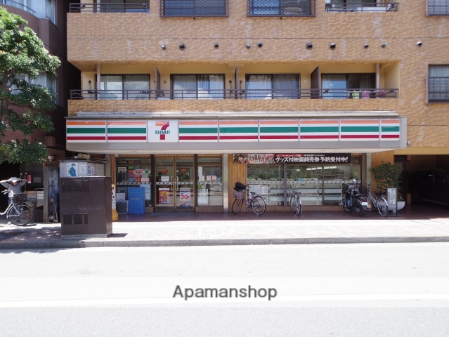 コンビニ　セブンイレブン（コンビニ）まで465m