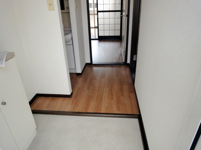 玄関　別室参考写真となります。