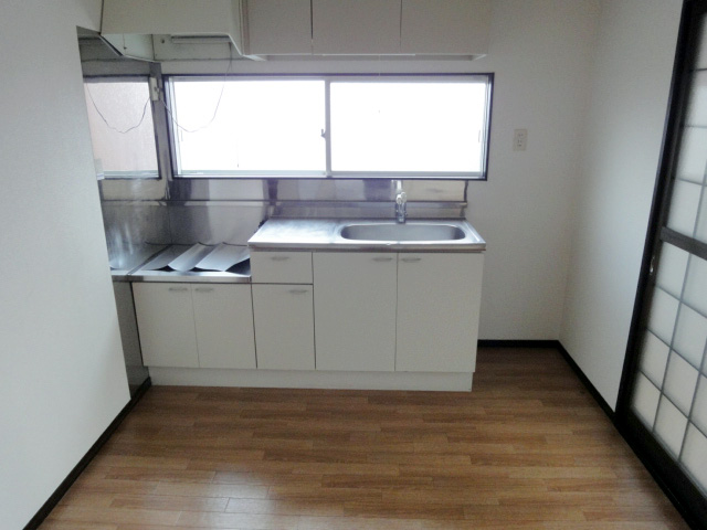 キッチン　別室参考写真となります。