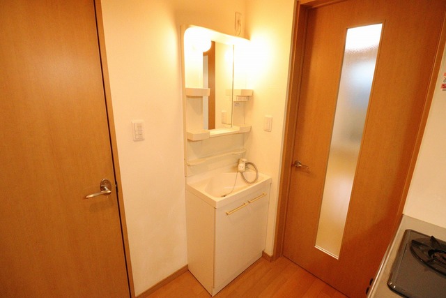 洗面設備　※別部屋参考写真・現況優先※