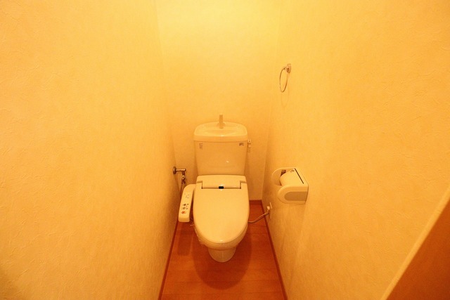 トイレ　※別部屋参考写真・現況優先※