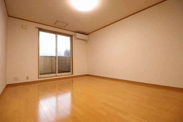 居室・リビング　※別部屋参考写真・現況優先※