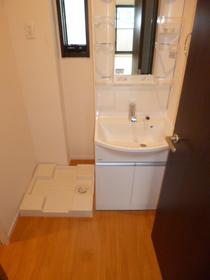 洗面設備　広い洗面スペース