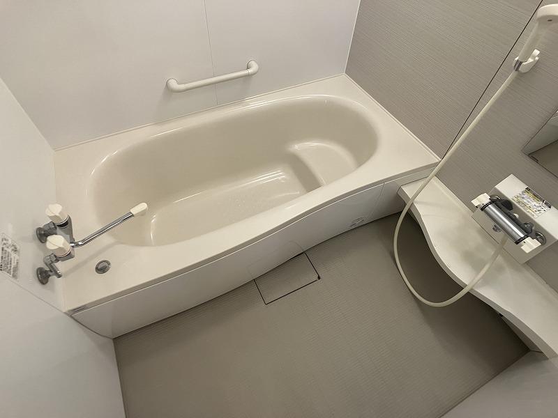 バス・シャワールーム　浴室