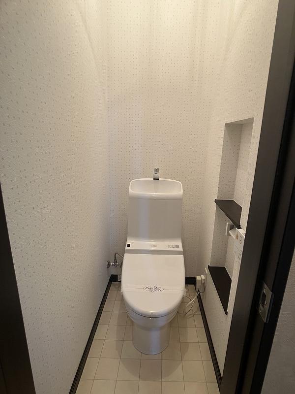 トイレ　トイレ