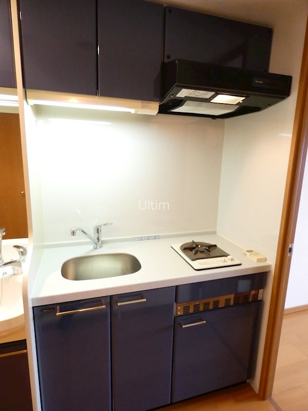 キッチン　違うお部屋の写真です。ご参考までに