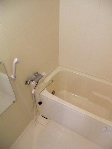 バス・シャワールーム　冬もあたたか追焚き付　浴室乾燥機付バス