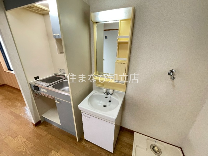 洗面設備　同型別部屋写真