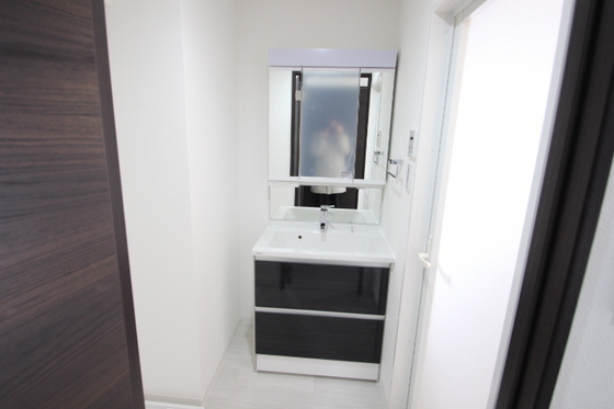 洗面設備　※別部屋の写真です
